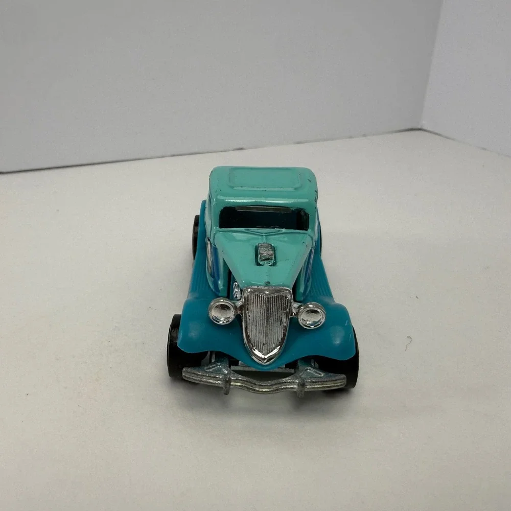 Hot Wheels 1934 Ford Coupe Teal Blue Flame 34 Diecast Car 1:64 Mattel 2012